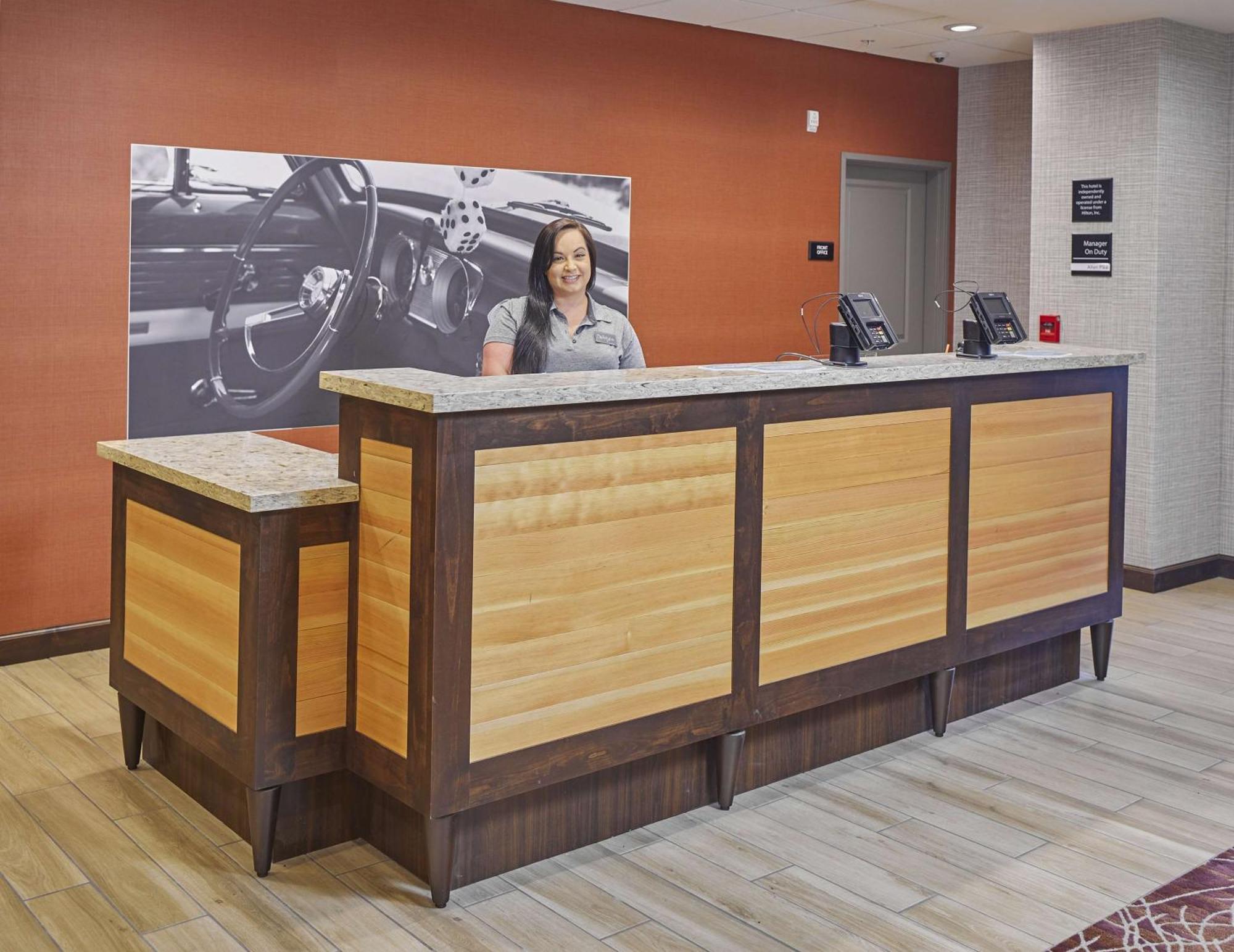 Hampton Inn & Suites Roseburg Luaran gambar