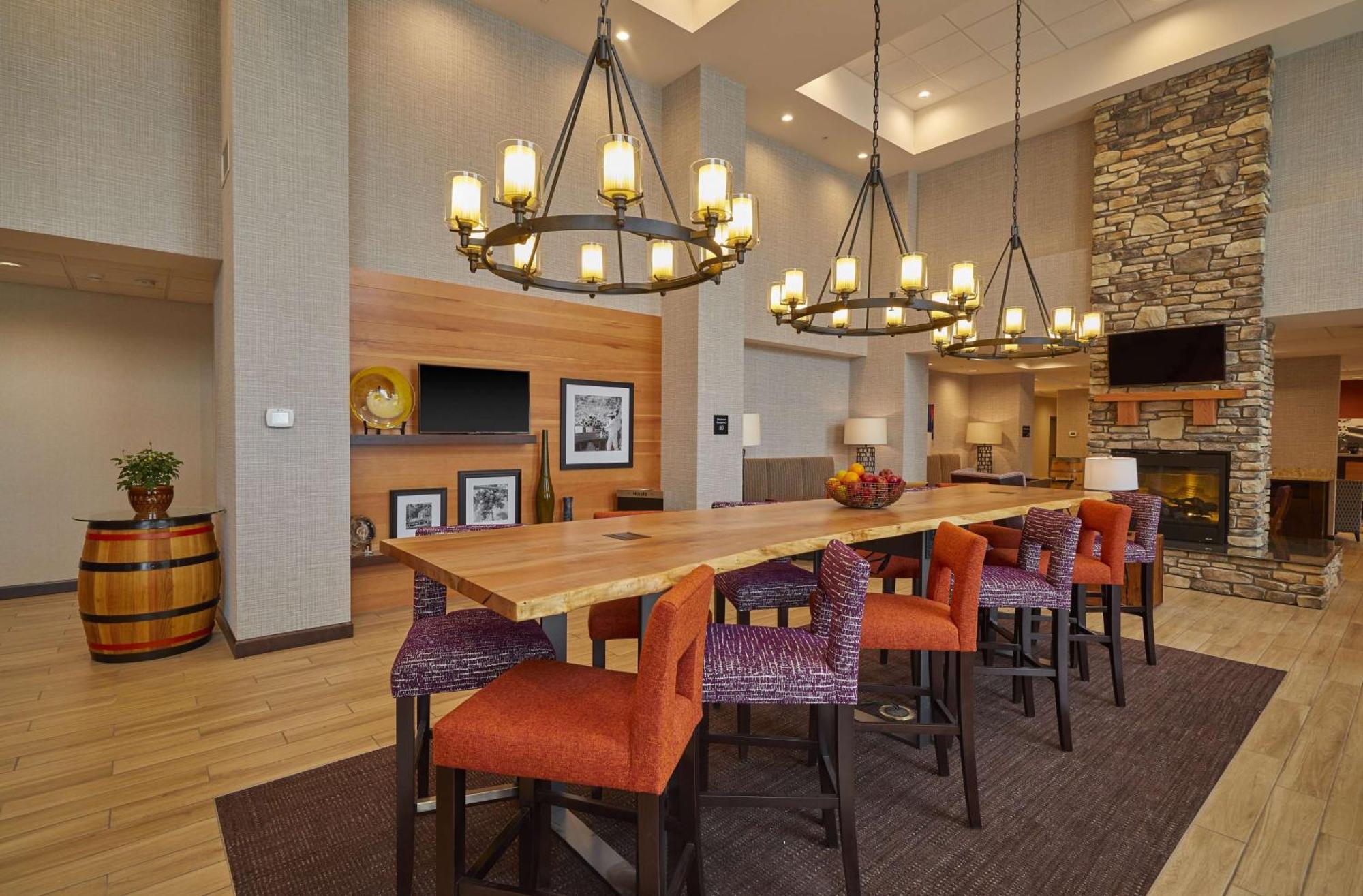 Hampton Inn & Suites Roseburg Luaran gambar